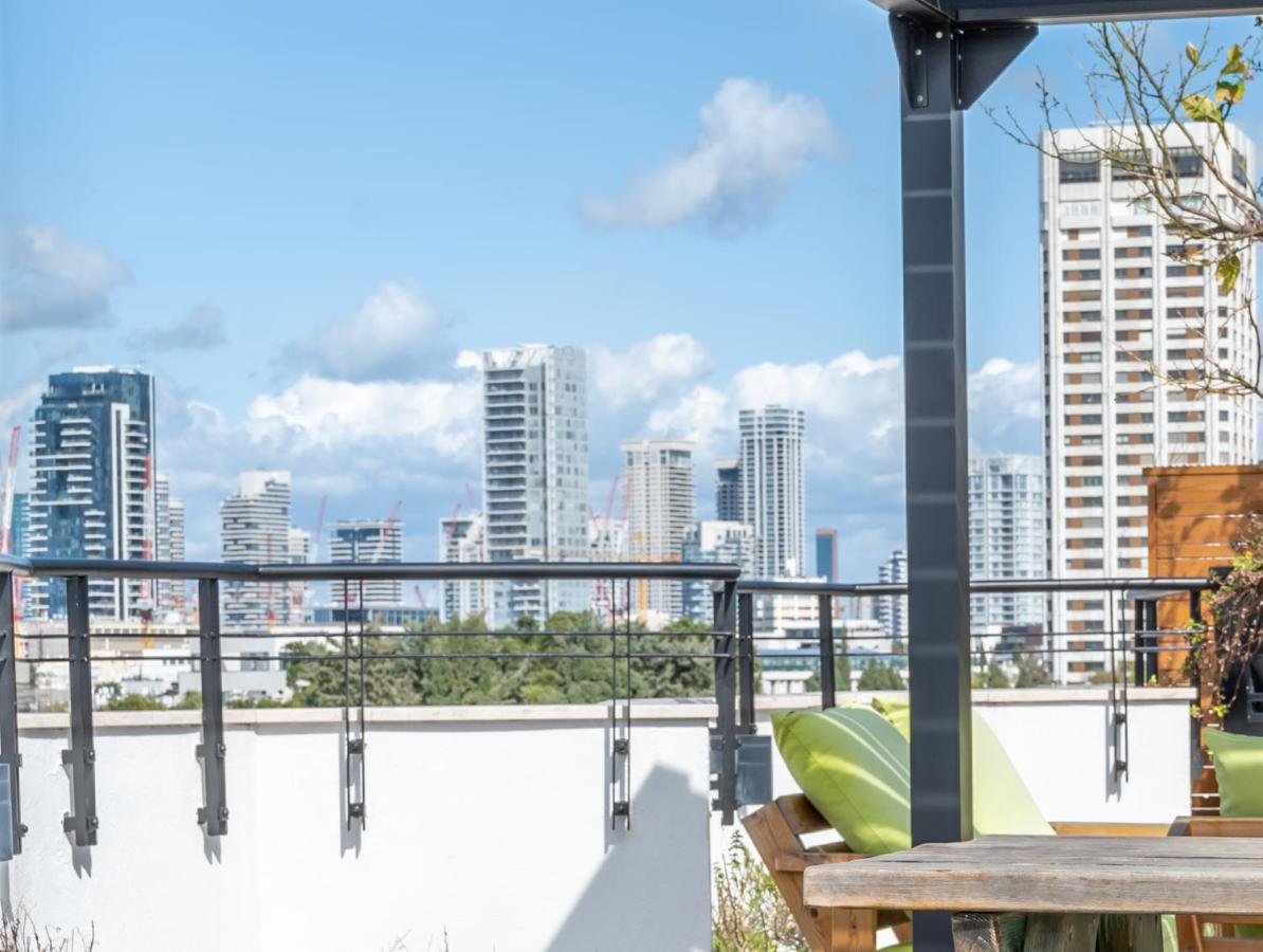 130 Rock Apartments Tel Aviv Exterior photo